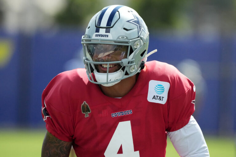 Cowboys QBs Bet The Clocks In Oxnard Joint Practice